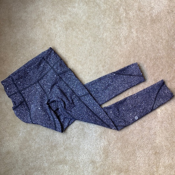 lululemon athletica Pants - Lululemon Tight Stuff Tight II Leggings Size 2 White Black Splatter Compression